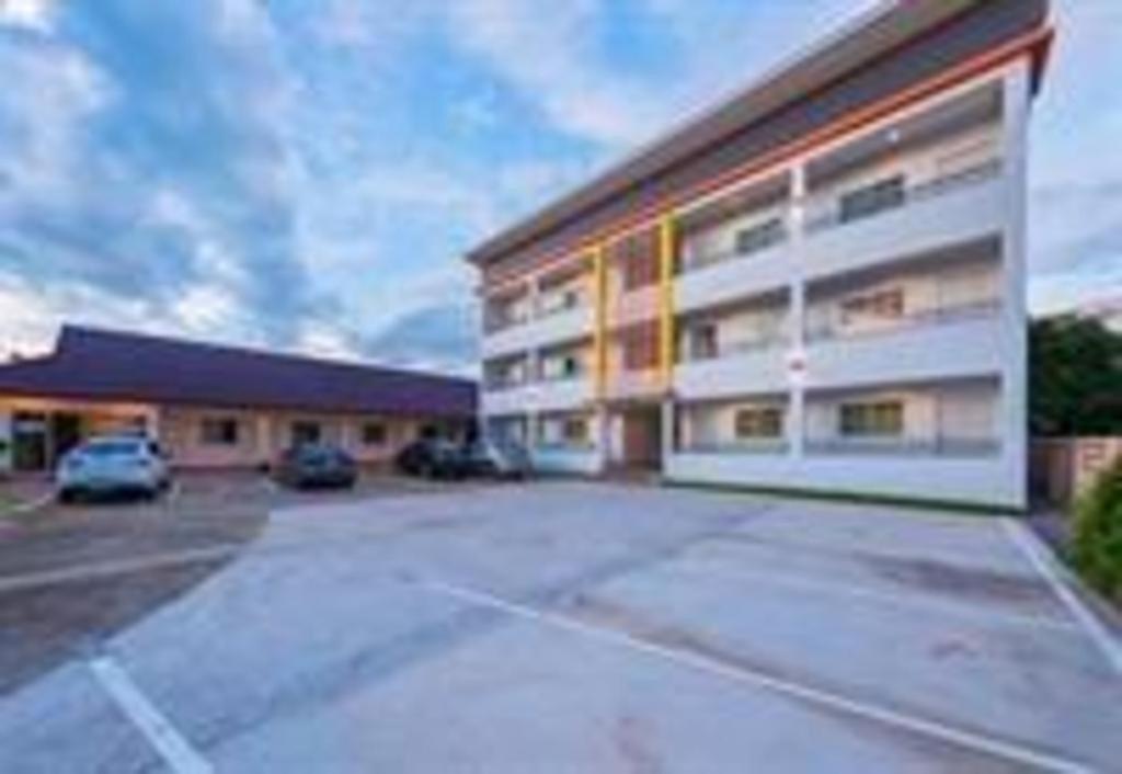 Meesuk Chiangrai Hotel Чіанграй Екстер'єр фото